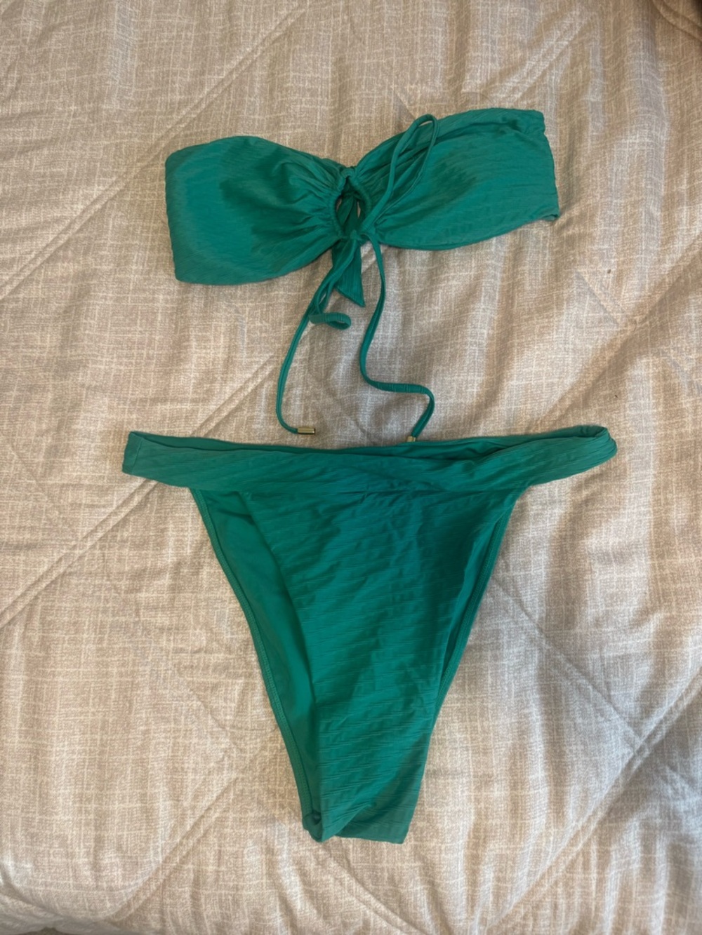 Monday Swimwear Bikini Set